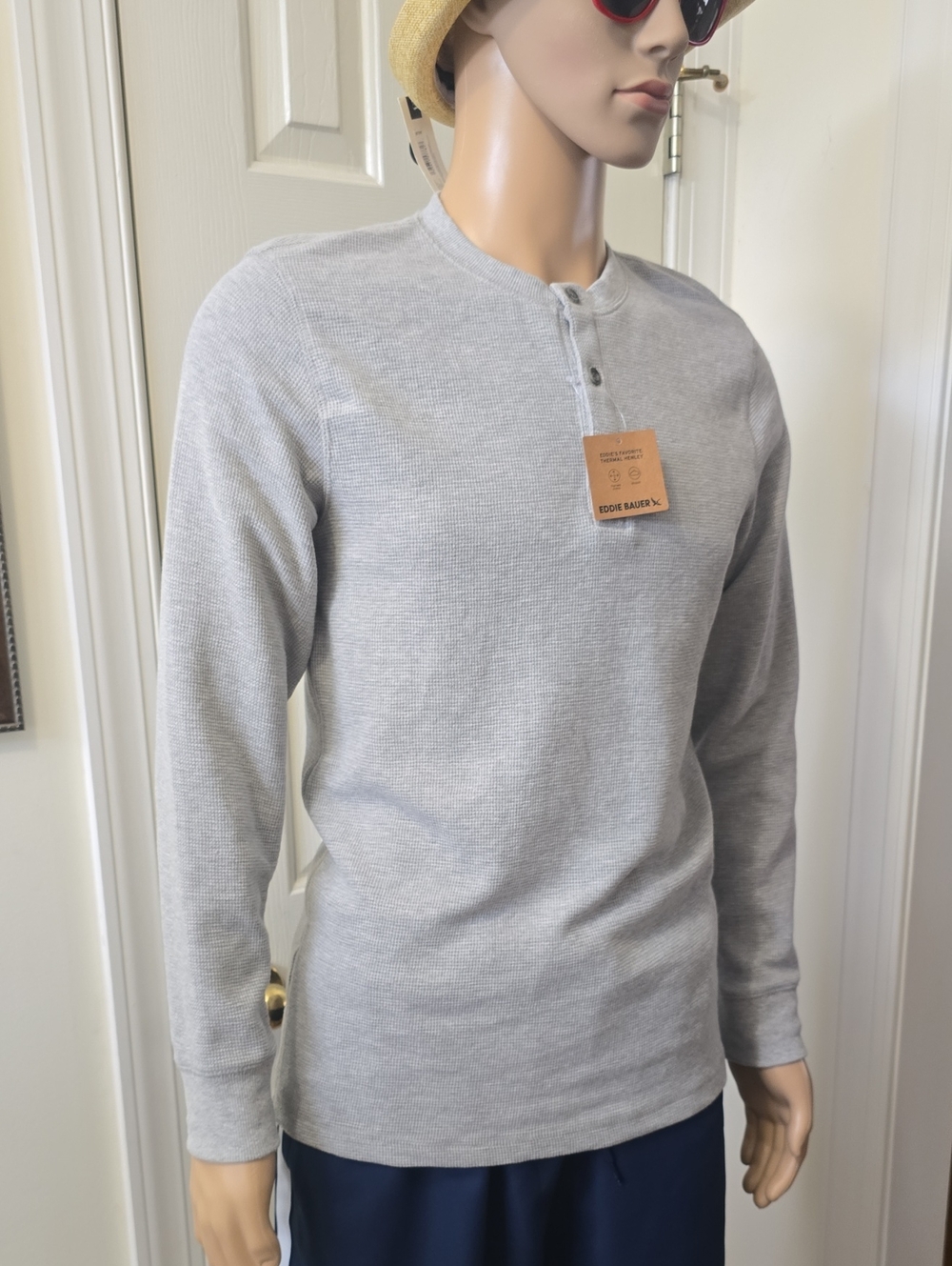Eddie Bauer Signature Brand Men's Heather Gray Long Sleeves Thermal Henley Small
